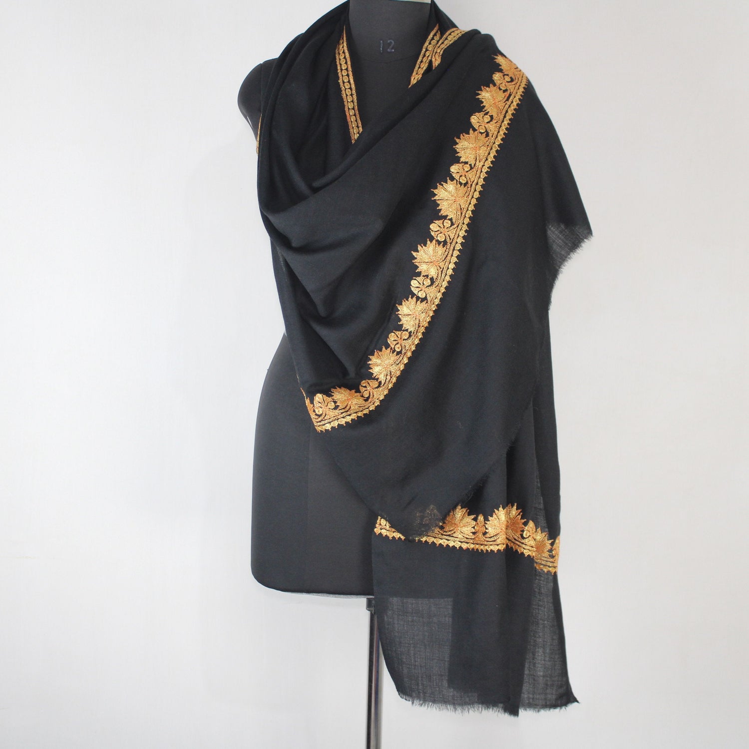 Kashmiri Tilla Embroidery Scarf, Merino Wool Wrap, Winter Scarf, Kashmiri Handmade Shawl/Wrap, Tilla Stole,