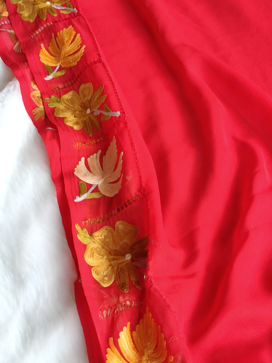 Kashmiri Embroidered Saree, Georgette Saree With Blouse, Georgette Saree, Kashmiri Sari , Indian Saree For Womens,