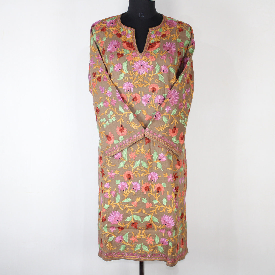 Kashmiri Pheran, Aari Embroidered Pheran, Women Tunics, Indian Kurtis, Ethnic Wear, Indo Western Wear, Traditional Pheran