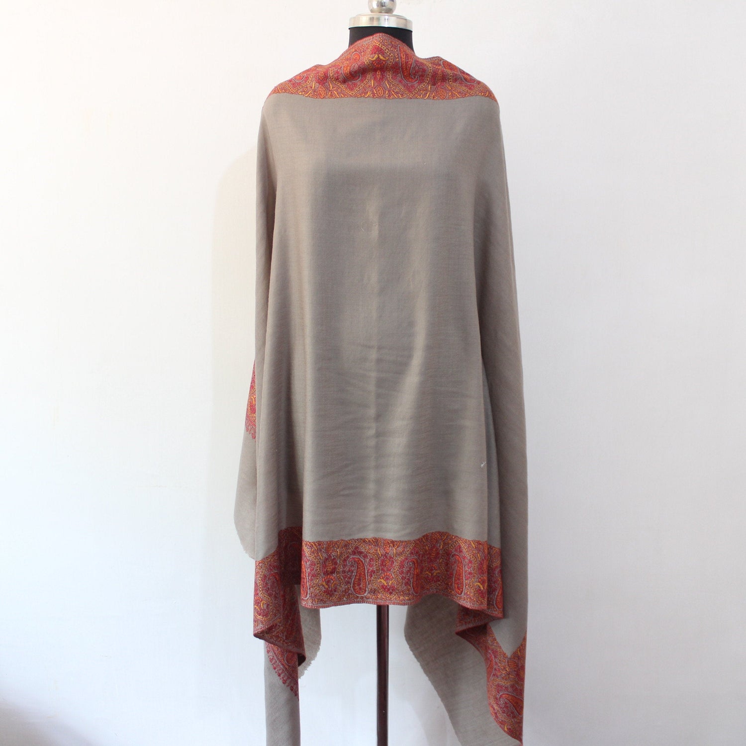 Hand Embroidered Merino Wool Shawl: Kashmiri Sozni Paisley Wrap BATIN