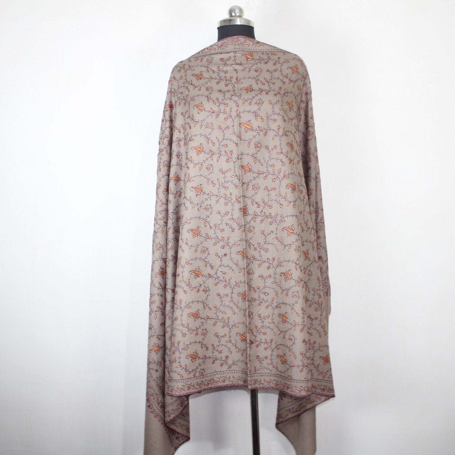 Kashmiri Sozni Embroidered Merino Wool Shawl: Beige Paisley Wrap BATIN