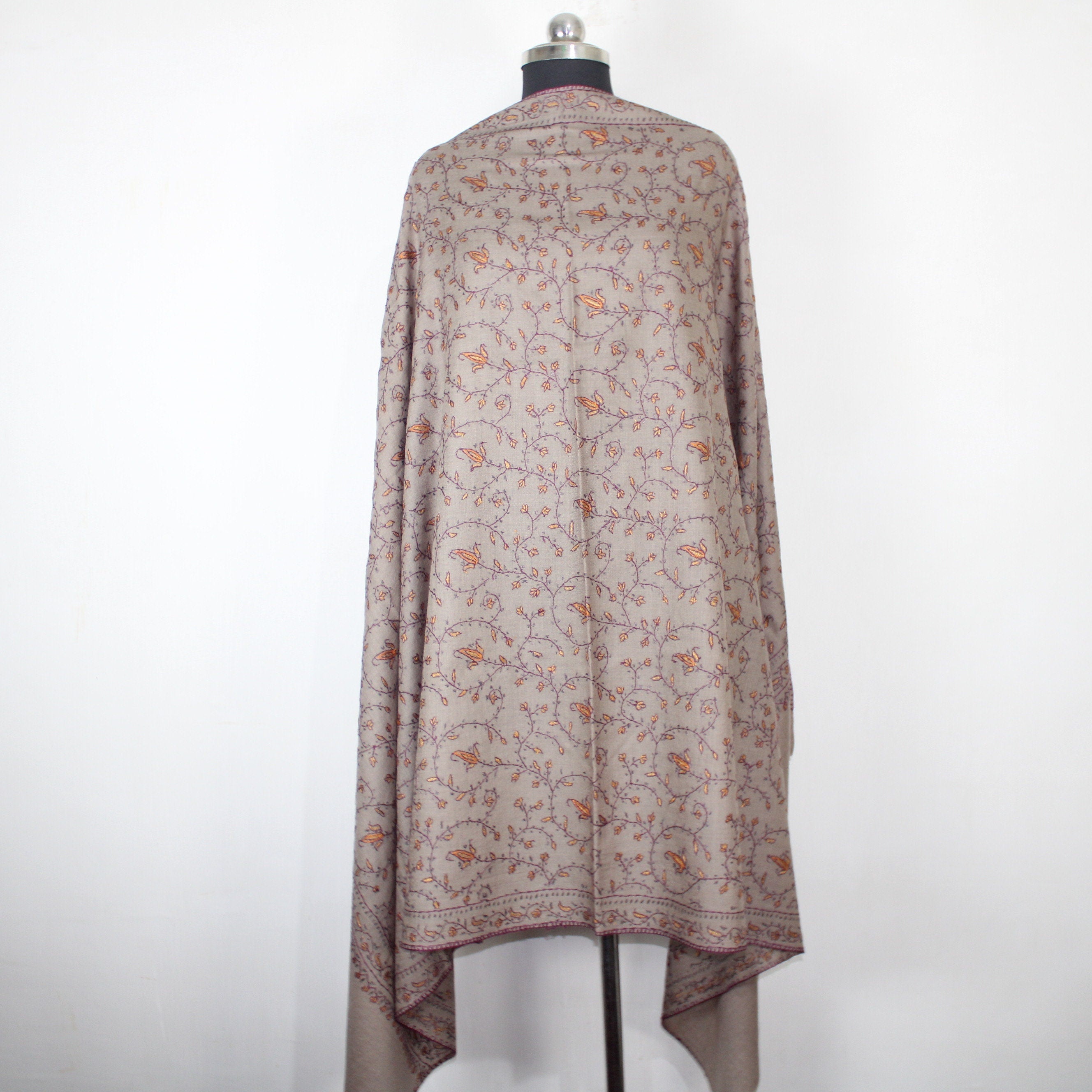 Kashmiri Sozni Embroidered Merino Wool Shawl: Beige Paisley Wrap BATIN