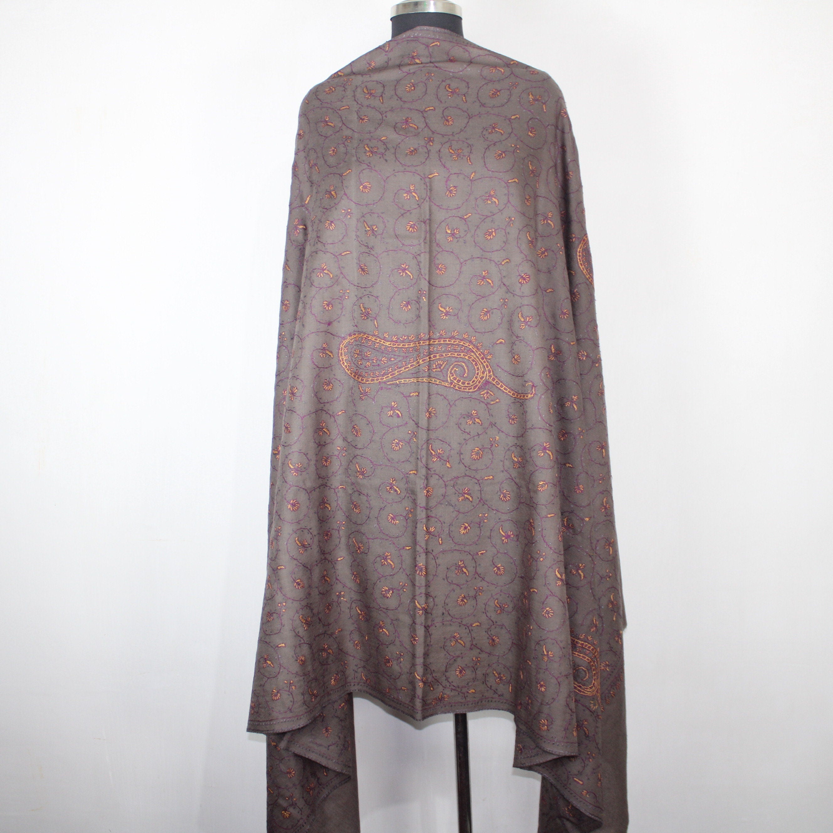 Kashmiri Sozni Embroidery Shawl: Fine Merino Wool Beige Wrap BATIN