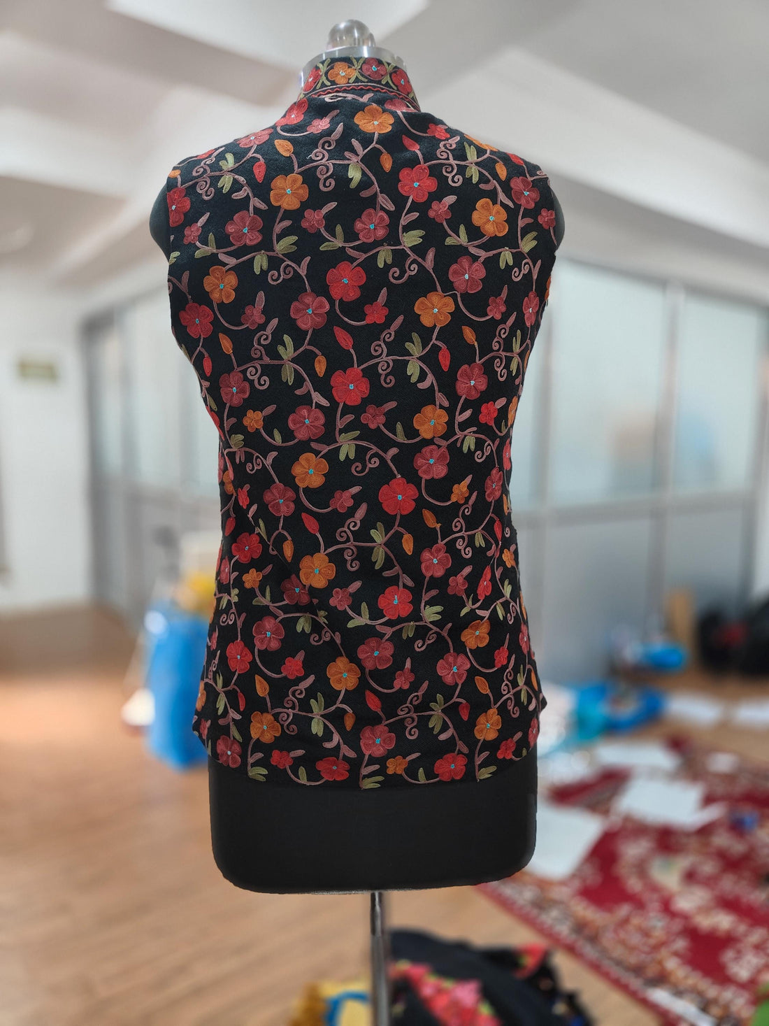 Handmade Kashmiri Floral Embroidered Nehru Jacket: Men&